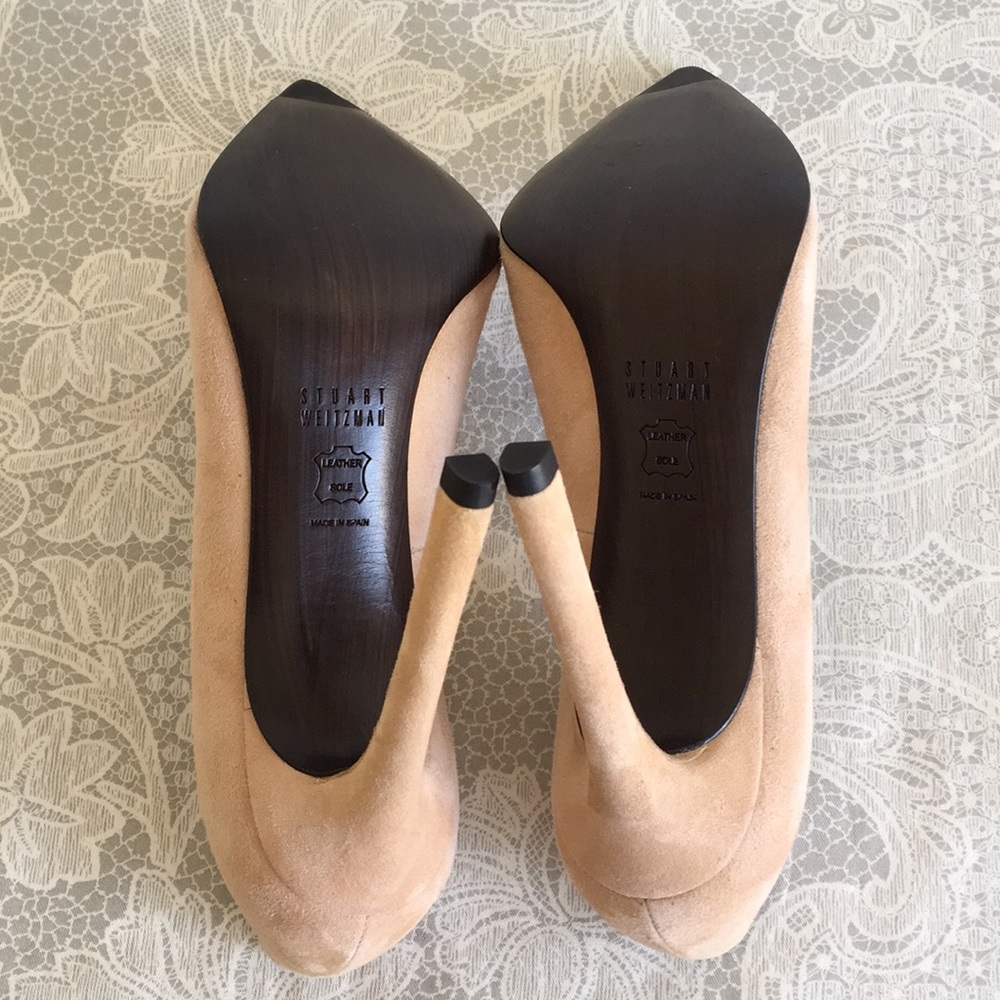 Stuart Weizmann nude suede heels - Picture 7 of 8